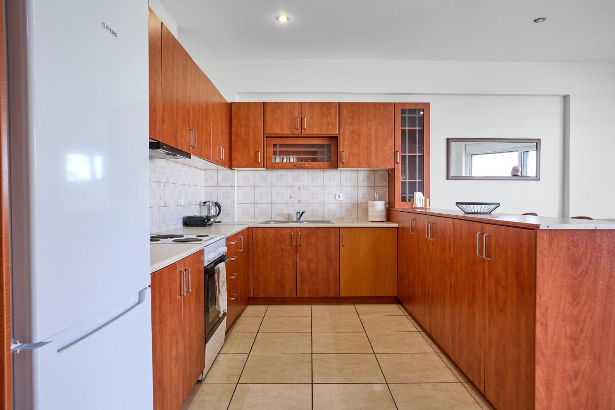 Chios Town Apartment - Heart Of Chios Town With 2 Minute Walk To The Beach Εξωτερικό φωτογραφία