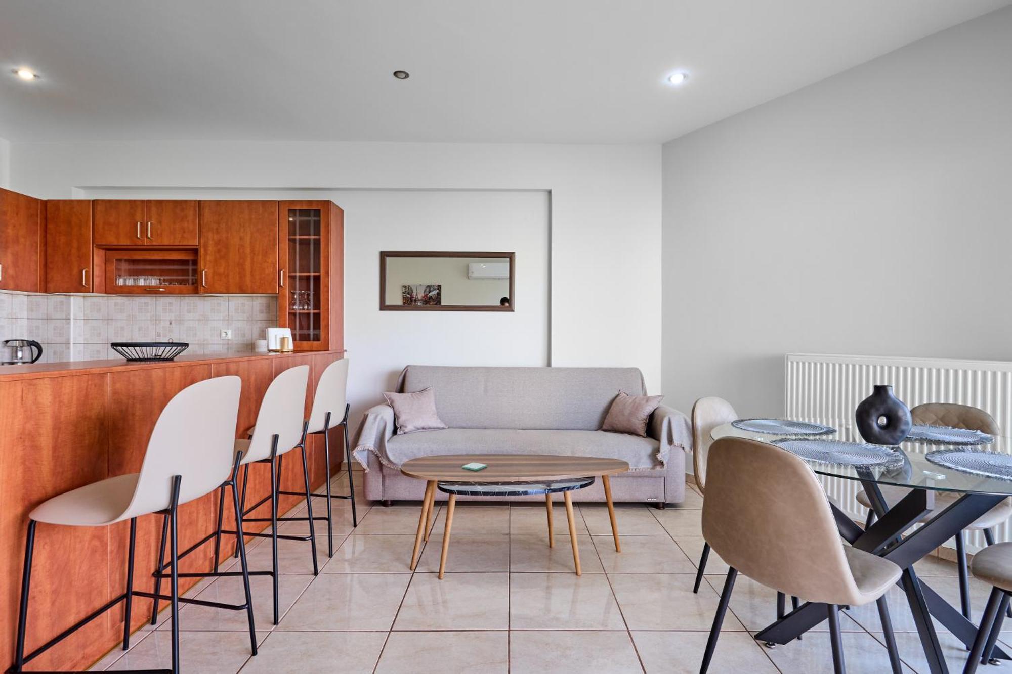 Chios Town Apartment - Heart Of Chios Town With 2 Minute Walk To The Beach Εξωτερικό φωτογραφία