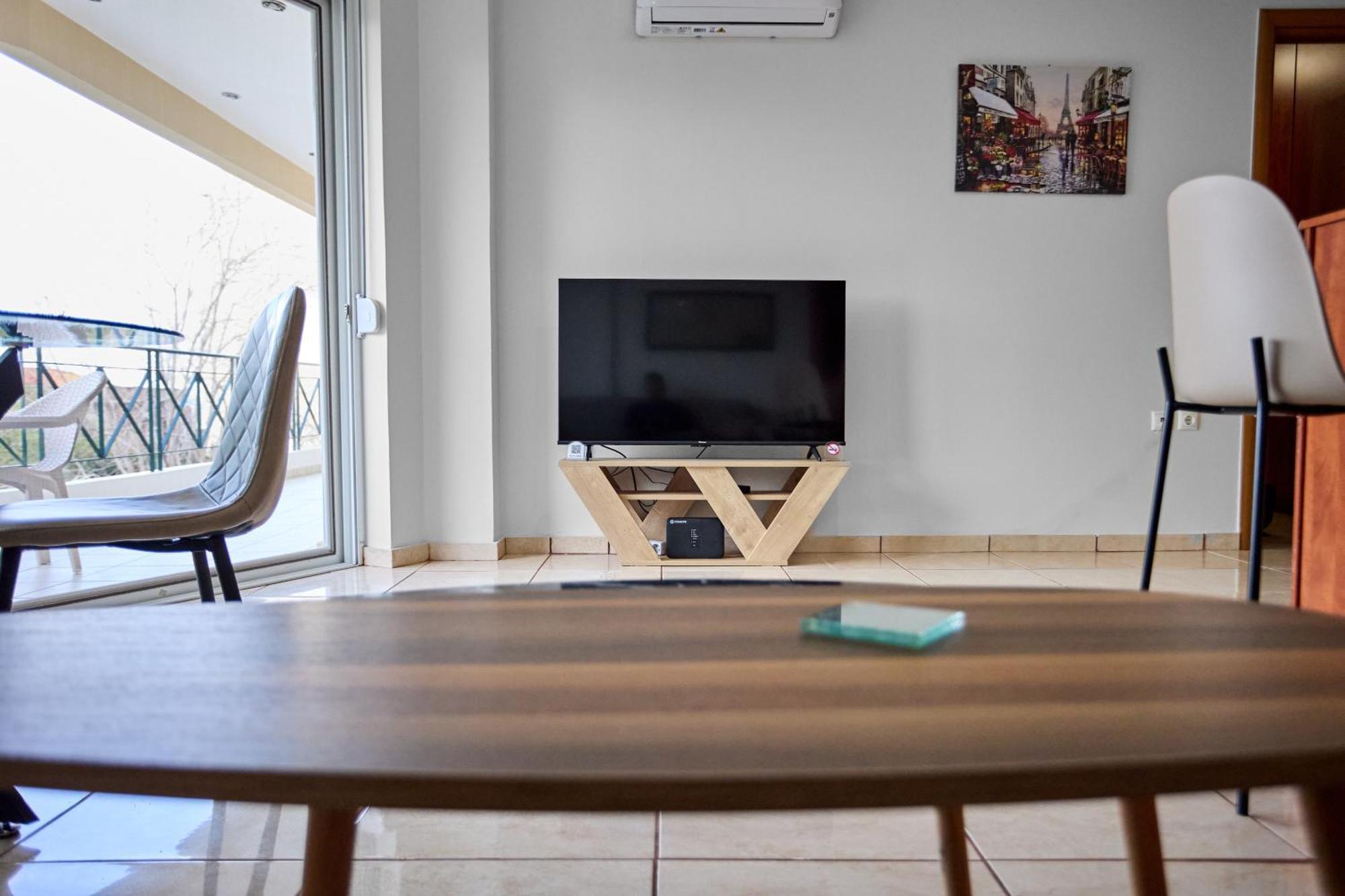 Chios Town Apartment - Heart Of Chios Town With 2 Minute Walk To The Beach Εξωτερικό φωτογραφία