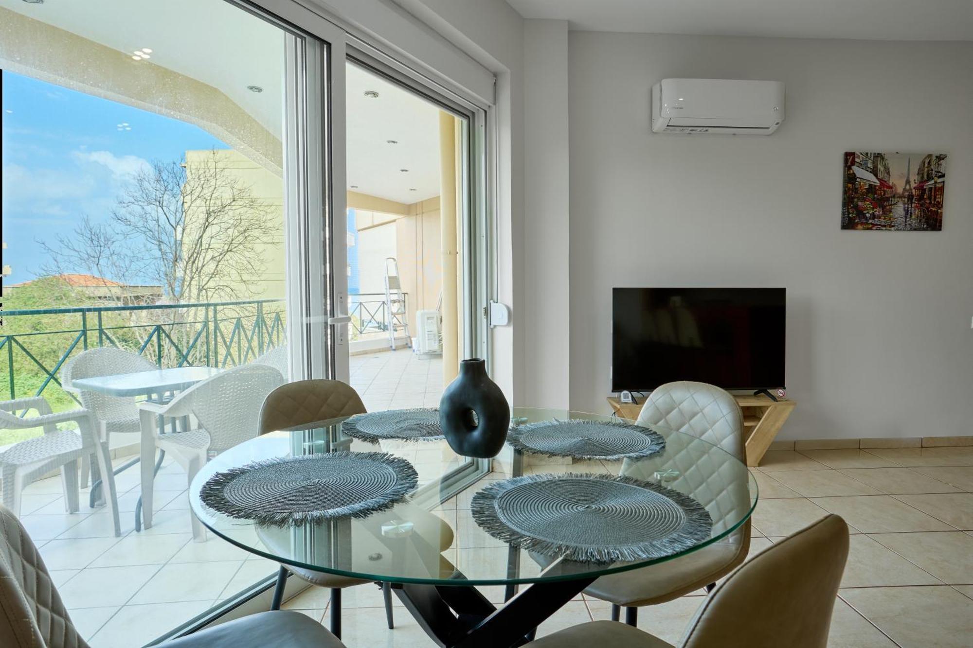 Chios Town Apartment - Heart Of Chios Town With 2 Minute Walk To The Beach Εξωτερικό φωτογραφία