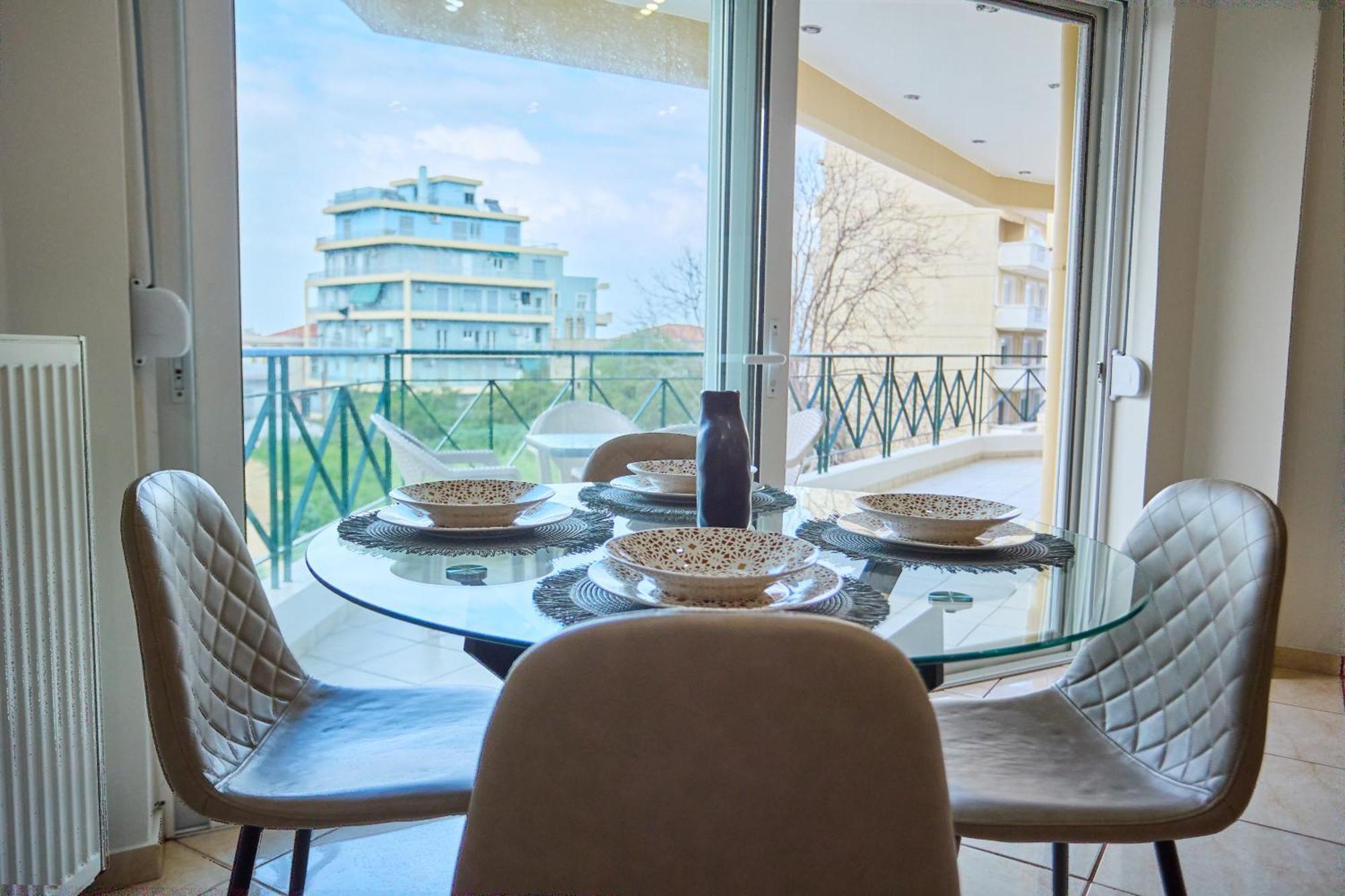 Chios Town Apartment - Heart Of Chios Town With 2 Minute Walk To The Beach Εξωτερικό φωτογραφία