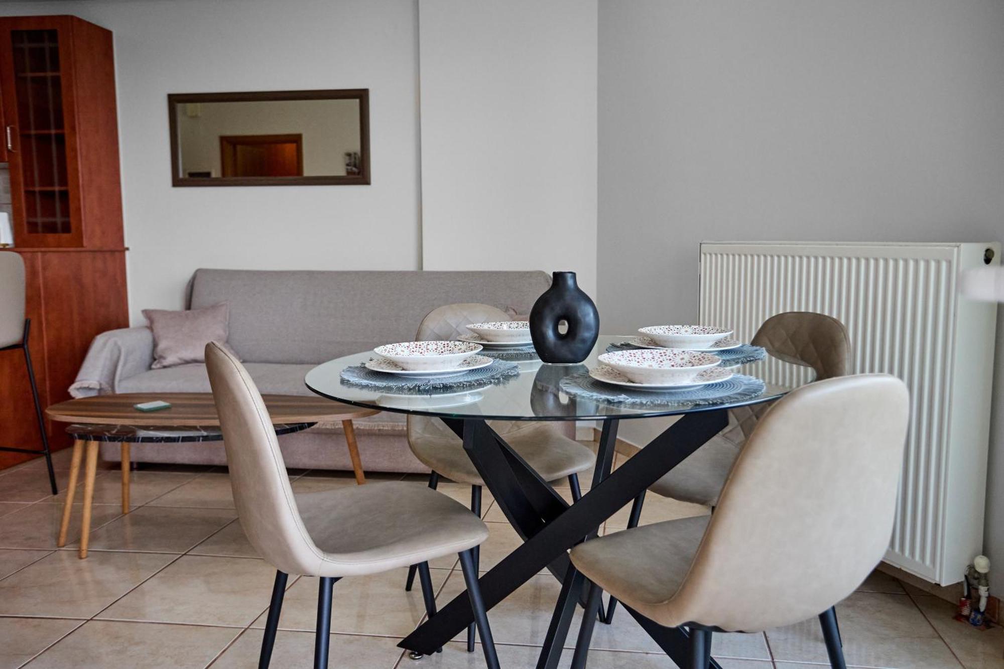 Chios Town Apartment - Heart Of Chios Town With 2 Minute Walk To The Beach Εξωτερικό φωτογραφία